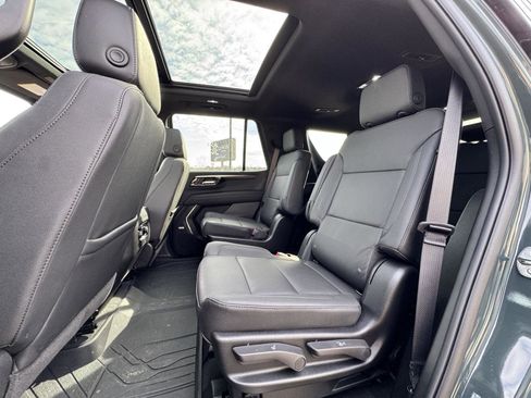 Used 2026 Chevrolet Tahoe Z71 w/ Comfort Package image 4