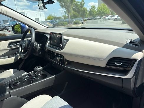 Used 2021 Nissan Rogue SV AWD/4WD image 34