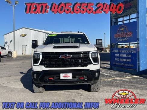 Used 2024 Chevrolet Silverado 2500 ZR2 w/ LPO, Dark Essentials Package image 4