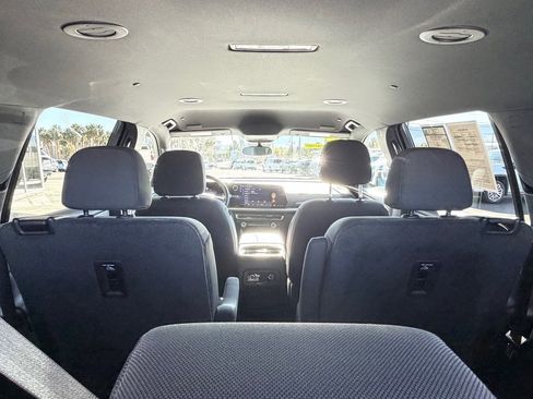 Used 2025 Chevrolet Equinox LT image 24