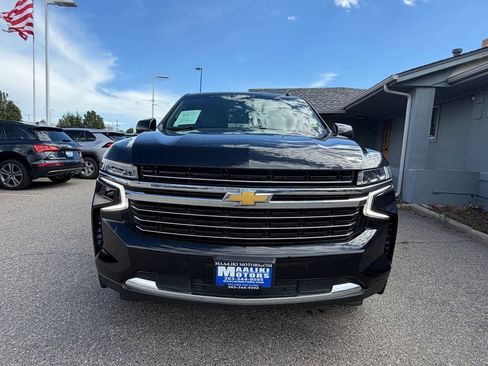 Used 2024 Chevrolet Suburban LT AWD/4WD image 2