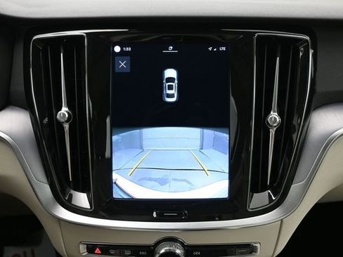 Used 2023 Volvo S60 B5 Core w/ Climate Package FWD image 20