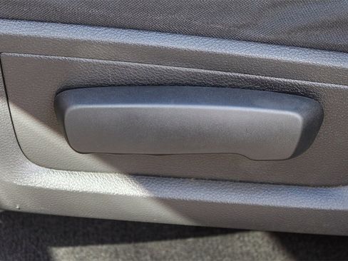 Used 2012 RAM 1500 Express image 27