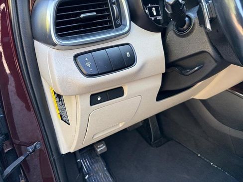 Used 2017 Kia Sorento EX AWD/4WD image 26