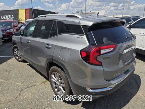 Used 2023 GMC Terrain SLT FWD image 3