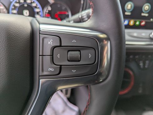 Certified 2023 Chevrolet Blazer RS w/ Driver Confidence II Package image 16