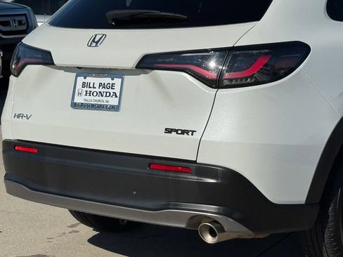 Certified 2024 Honda HR-V Sport image 8
