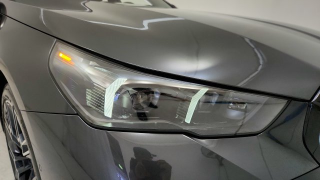 Used 2024 BMW i5 eDrive40i w/ M Sport Package RWD image 22