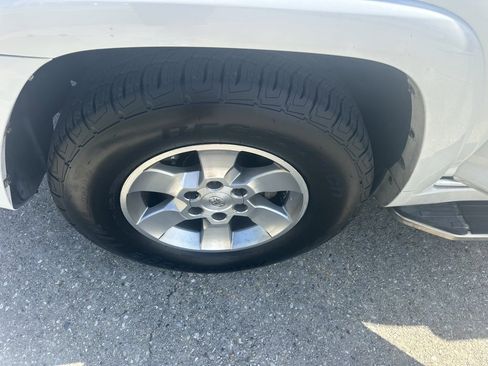 Used 2012 Toyota 4Runner SR5 image 27