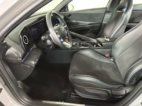 Used 2025 Hyundai Elantra N FWD image 12