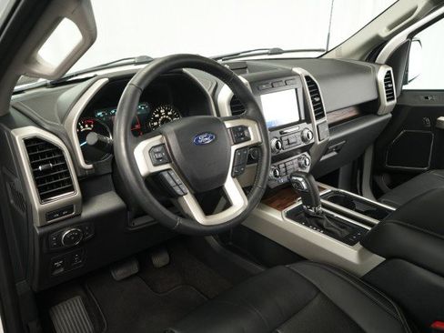Used 2020 Ford F150 Lariat w/ Equipment Group 502A Luxury AWD/4WD image 38