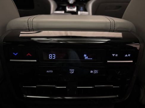 Used 2023 Acura MDX SH-AWD w/ Technology Package image 26