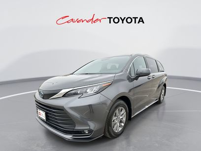 Certified 2025 Toyota Sienna XLE