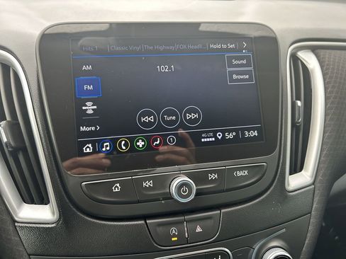 Used 2024 Chevrolet Malibu LT image 16