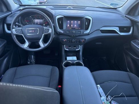 Used 2023 GMC Terrain SLE w/ Driver Convenience Package image 26