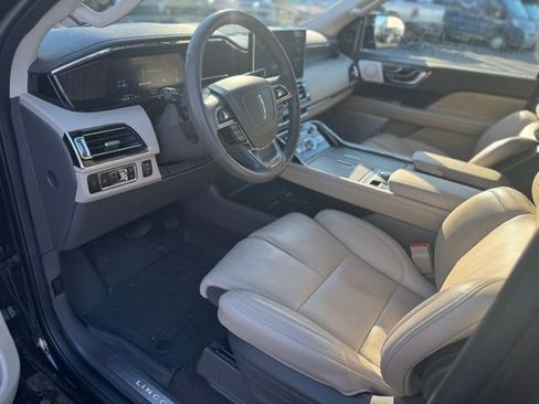 Certified 2024 Lincoln Navigator Reserve image 16