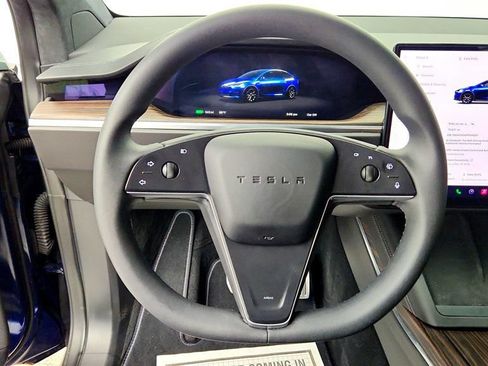 Used 2023 Tesla Model X AWD/4WD image 13