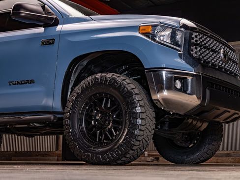 Used 2020 Toyota Tundra SR5 w/ SR5 Upgrade Package image 12