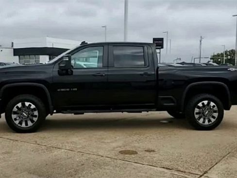 Certified 2024 Chevrolet Silverado 2500 Custom image 5