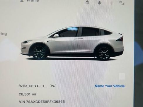 Used 2024 Tesla Model X image 37