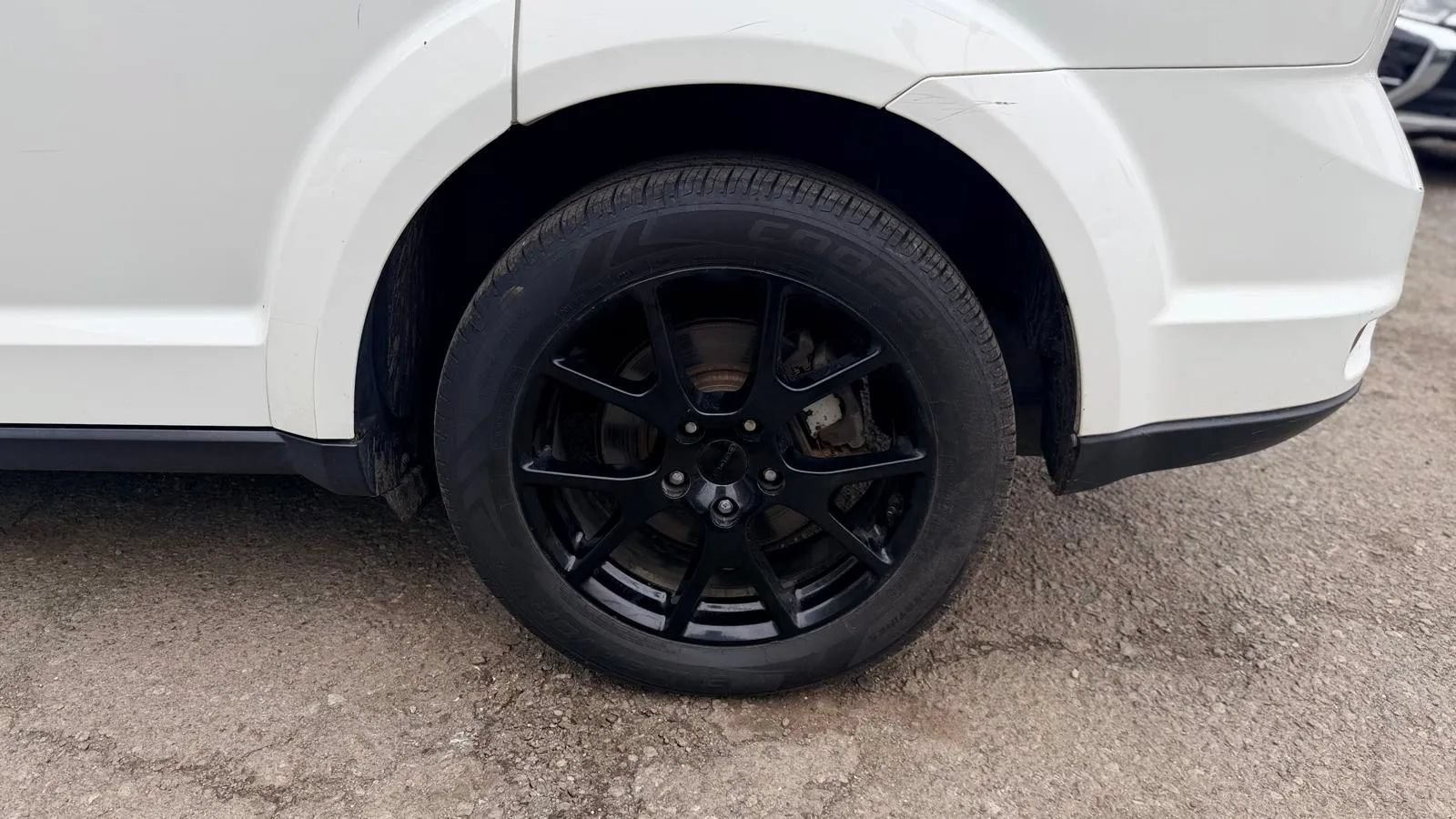 Used 2014 Dodge Journey SXT w/ Flexible Seating Group FWD image 26