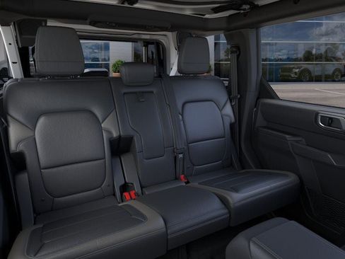 New 2026 Ford Bronco Outer Banks AWD/4WD image 11