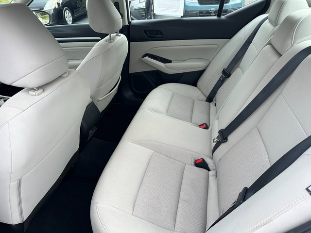 Used 2023 Nissan Altima 2.5 SV w/ SV Premium Package FWD image 26