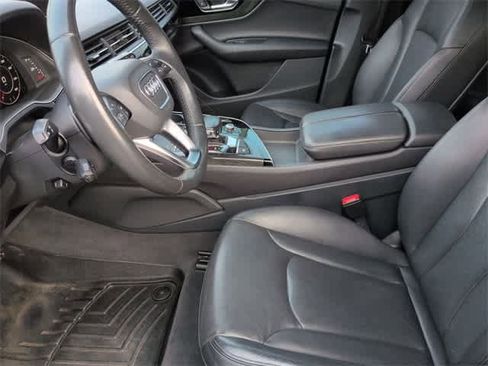 Used 2019 Audi Q7 3.0T Prestige w/ Prestige Package image 17