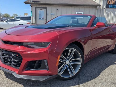 Used 2017 Chevrolet Camaro LT RWD image 19