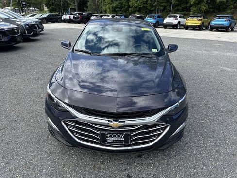 Certified 2025 Chevrolet Malibu LS image 8