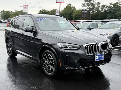 Used 2024 BMW X3 xDrive30i w/ Premium Package image 11