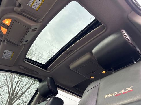 Used 2010 Nissan Titan PRO-4X w/ Pro-4x Leather Pkg image 16