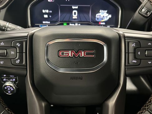 Used 2024 GMC Sierra 3500 AT4 w/ AT4 Premium Plus Package AWD/4WD image 16