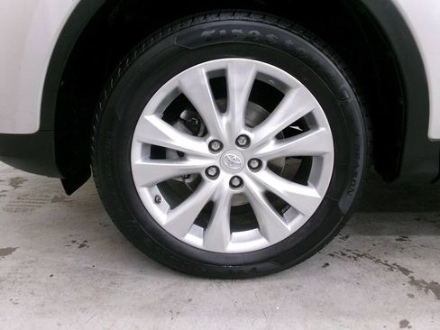 Used 2013 Toyota RAV4 Limited AWD/4WD image 3