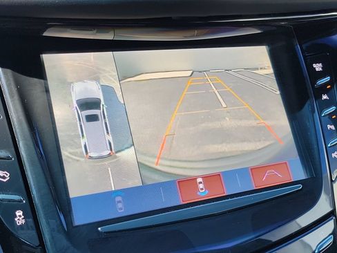 Used 2019 Cadillac Escalade ESV Platinum RWD image 33