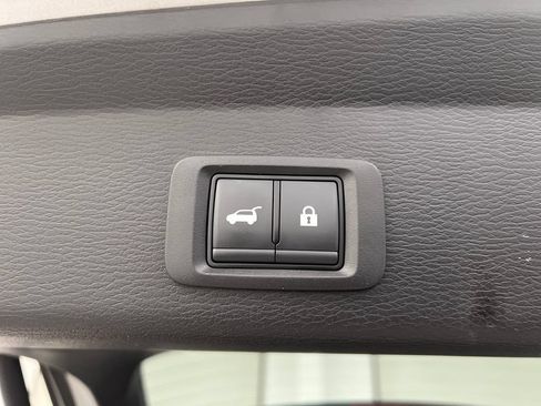 Used 2024 Mitsubishi Outlander SE AWD/4WD image 48