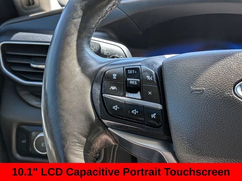 Used 2020 Ford Explorer Platinum w/ Premium Technology Package AWD/4WD image 16