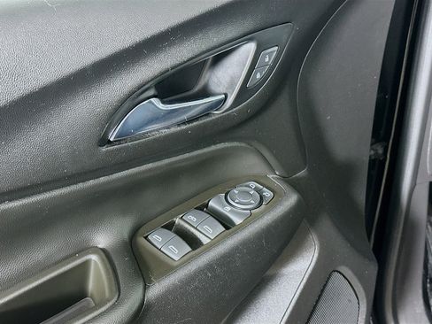 Used 2020 Chevrolet Equinox LT image 17