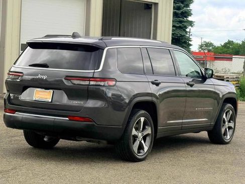 Used 2023 Jeep Grand Cherokee L Limited w/ Trailer Tow Group (B) AWD/4WD image 5