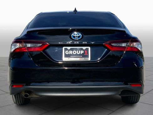 Certified 2023 Toyota Camry LE image 5