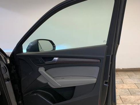 Used 2022 Audi Q5 2.0T Premium image 56