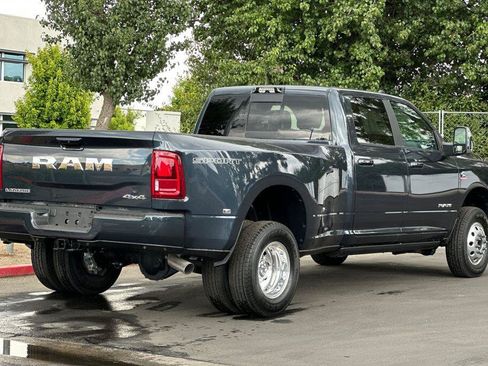 New 2026 RAM 3500 Laramie AWD/4WD image 4