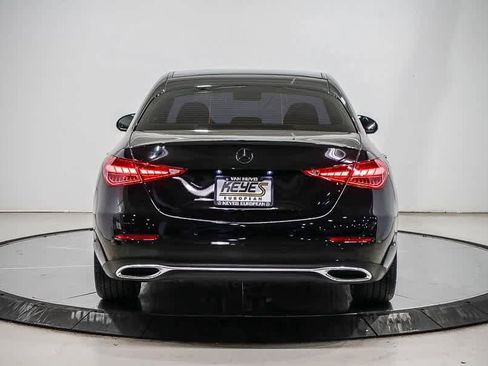 Used 2025 Mercedes-Benz C 300 Sedan image 3