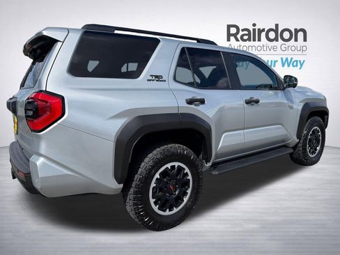 Used 2025 Toyota 4Runner TRD Off-Road Premium AWD/4WD image 7