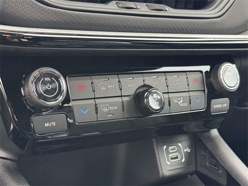 New 2026 Jeep Compass Trailhawk image 5