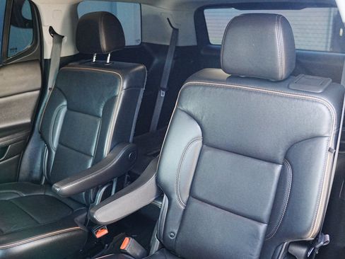 Used 2022 GMC Acadia AT4 image 14