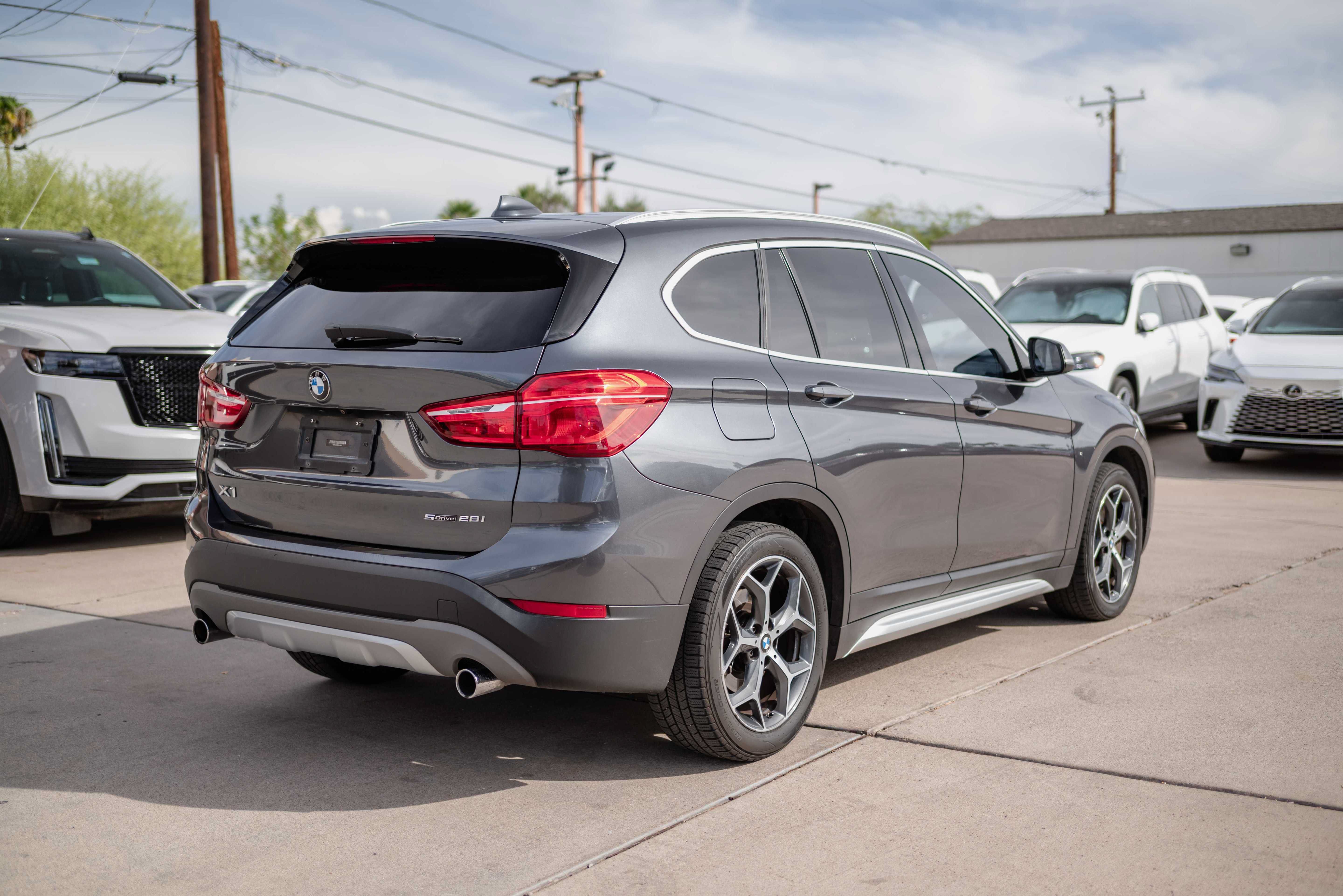 Used 2018 BMW X1 sDrive28i FWD image 3