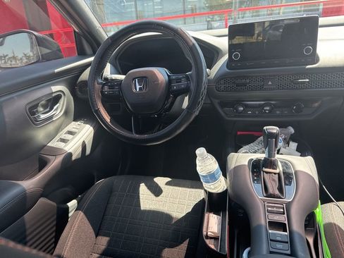 Used 2024 Honda HR-V Sport image 6