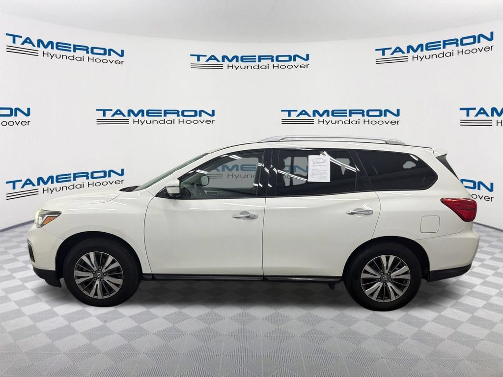 Used 2020 Nissan Pathfinder SL FWD image 2