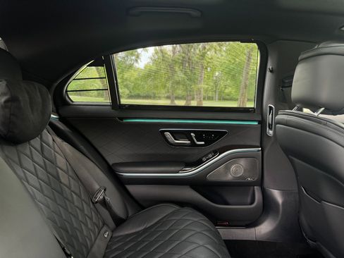 Used 2023 Mercedes-Benz S 580 4MATIC Sedan image 42